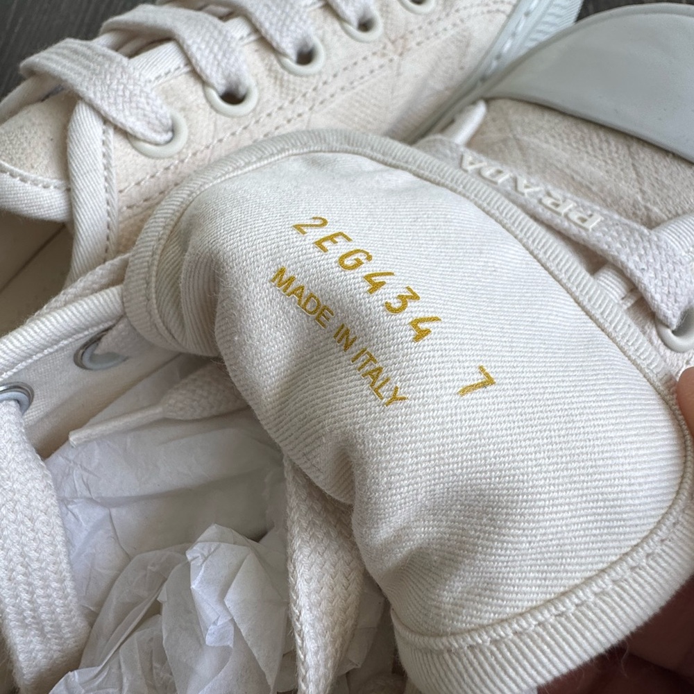 Prada Off-White Low Top Sneakers - NEW - Picture 7 of 10